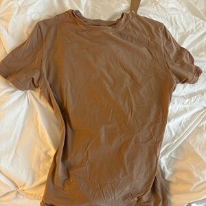 Fits Everybody Skims Short Sleeve in Sienna